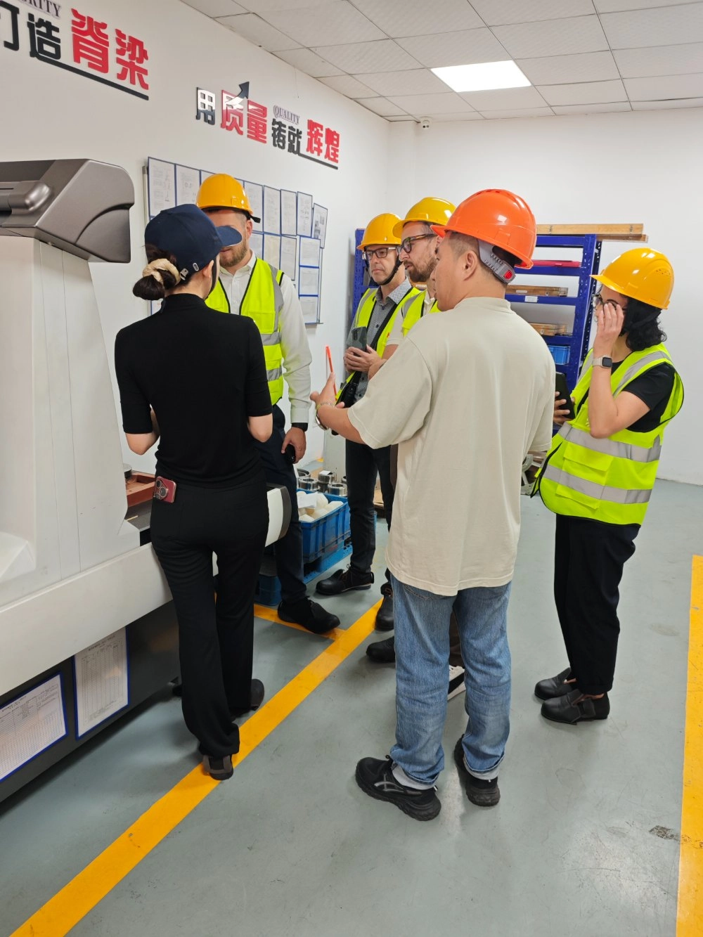 TORSUS-Team aus der Slowakei besucht Hehua Machinery